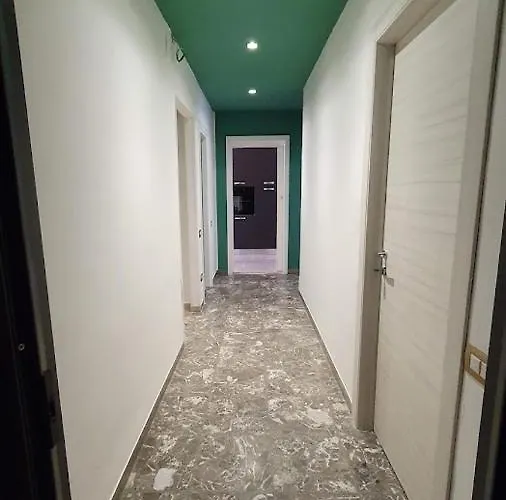 De Matha House לינה וארוחת בוקר