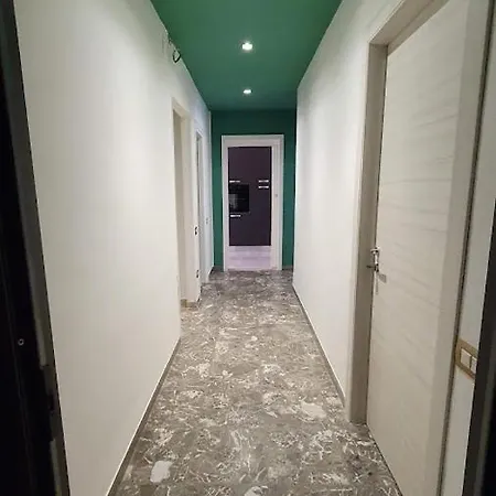 De Matha House فندق مبيت وإفطار
